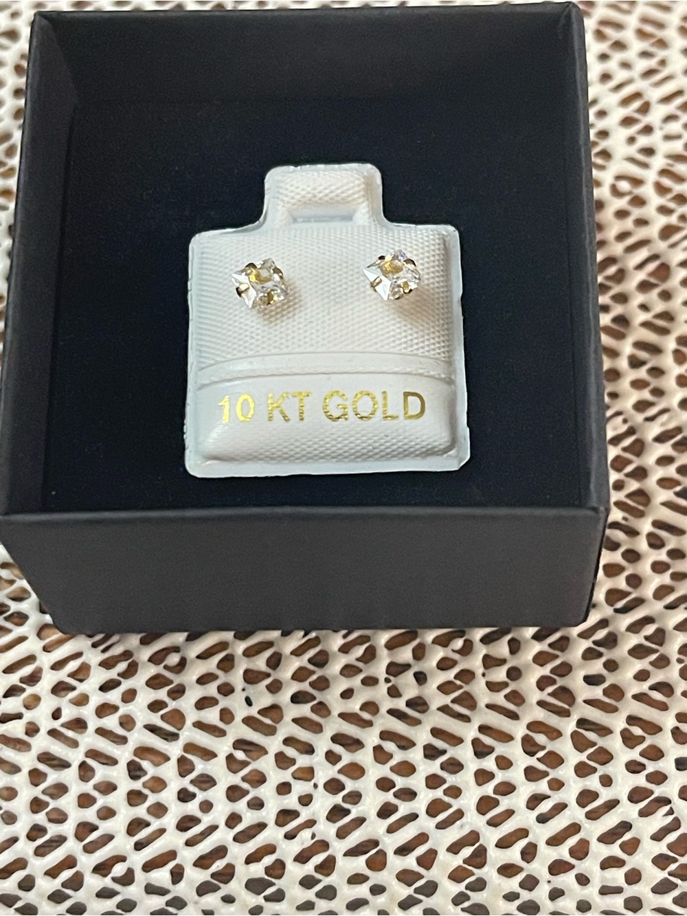 10K Gold Clear Crystal Stud Earrings - Classic Women's Gold Studs